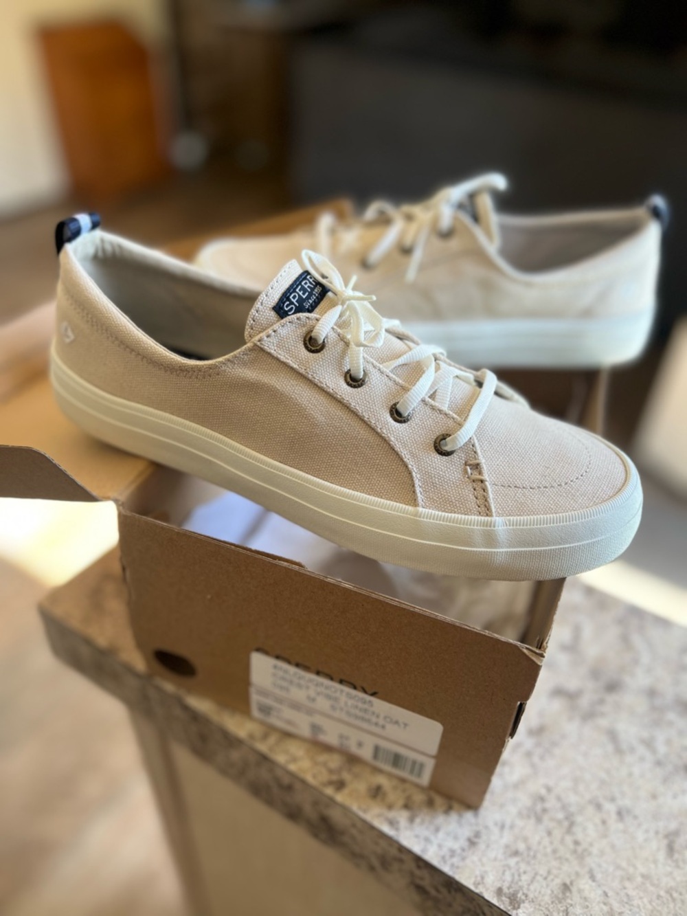 Sperry crest vibe Linen Oat Canvas Sneakers NEW size 9.5